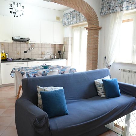 La Casa Di Flo Leilighet Anzio Eksteriør bilde